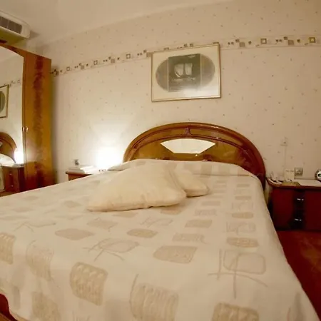 Hotel Mirage 4*