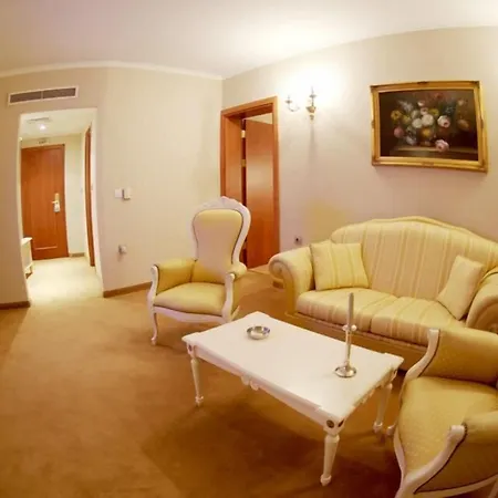 Hotel Mirage 4*