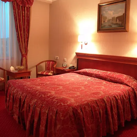 мираж Хотел 4*